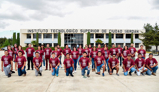 Estudiantes y docentes del TecNM presentan soluciones a problemas del campo poblano