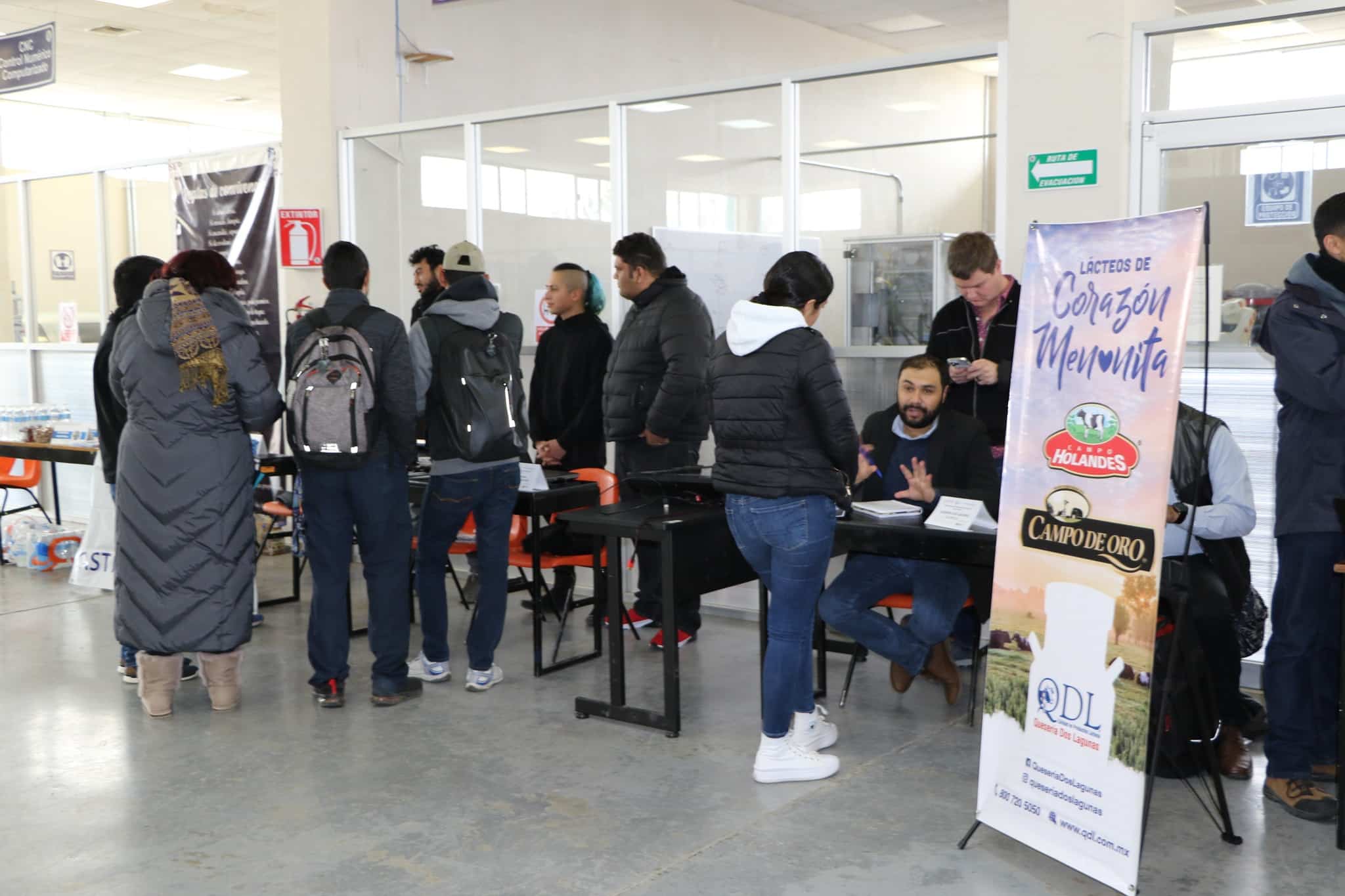 PARTICIPAN EMPRESAS DE LA REGIÓN EN LA JORNADA DE RESIDENTES Y PROFESIONALES DURANTE CIERRE DE LA SEMANA ACADÉMICA DE MECATRÓNICA