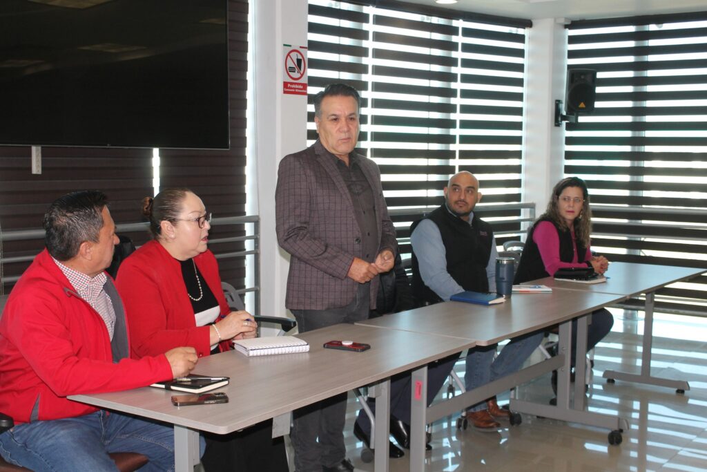 Integrantes de la Mesa de Educación celebran importante reunión esta mañana en la Torre Administrativa del Instituto Tecnológico de Cd. Cuauhtémoc